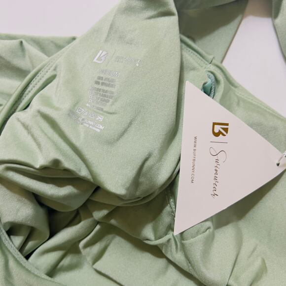 BuffBunny Collection Belted One Piece Swimsuit Size Medium NWT Green - Picture 6 of 7